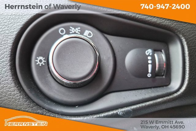 Used 2023 Jeep Renegade Latitude image 17