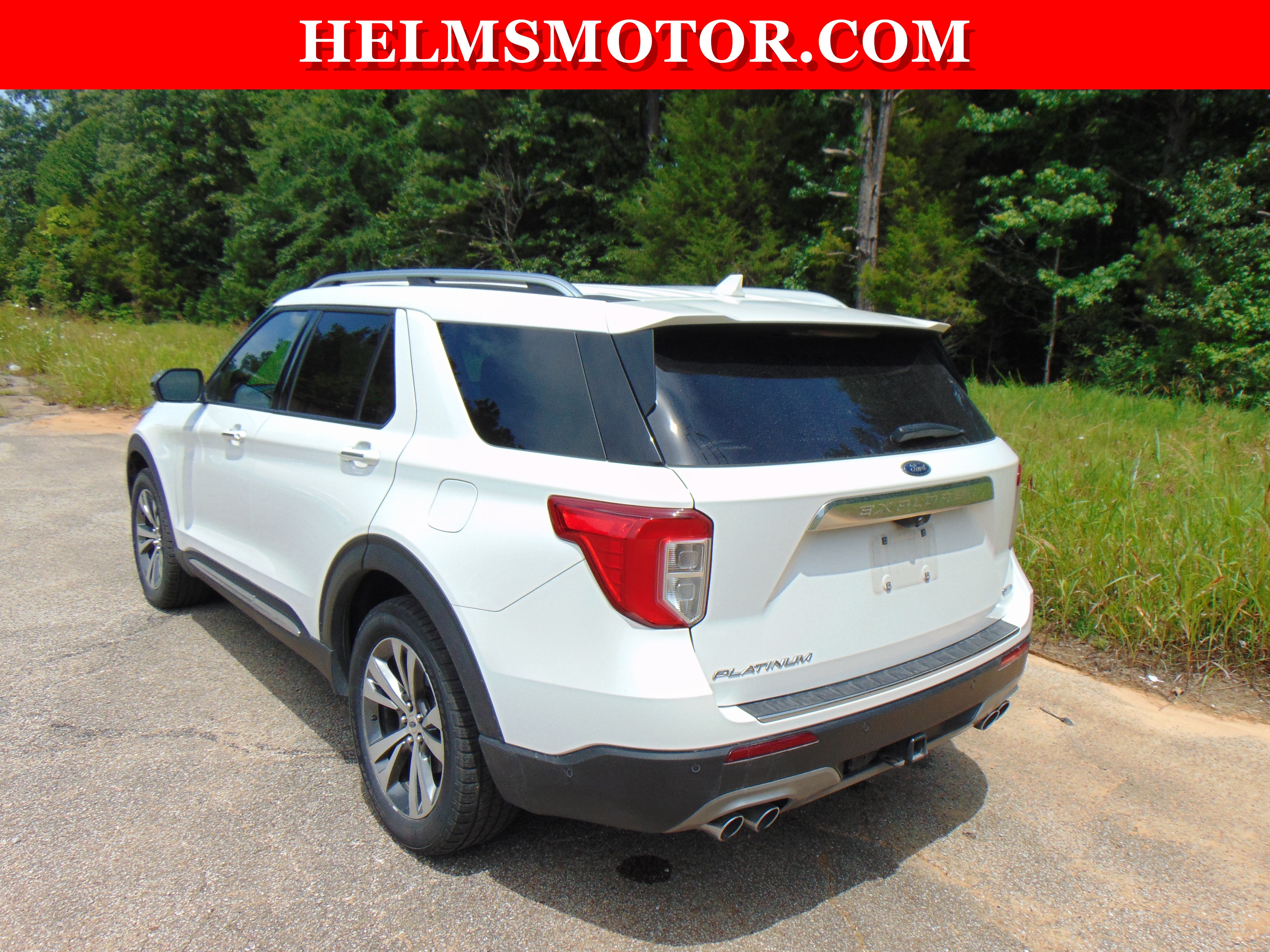 Used 2020 Ford Explorer Platinum w/ Premium Technology Package AWD/4WD image 12