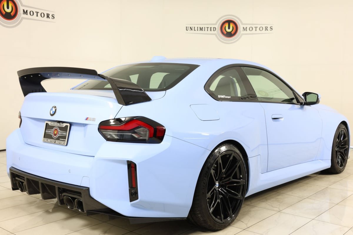 Used 2023 BMW M2 w/ Lighting Package RWD image 3
