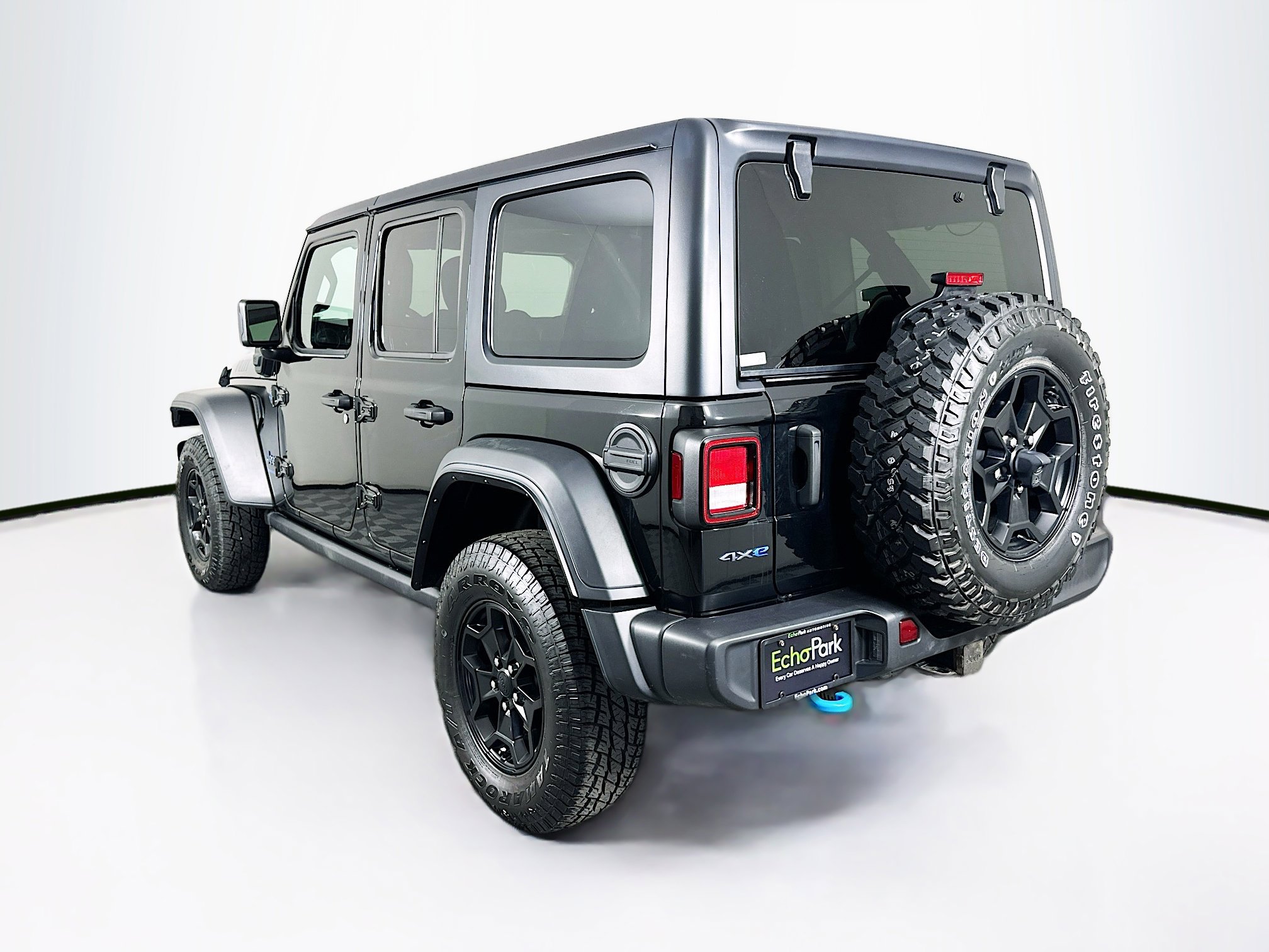 Used 2023 Jeep Wrangler Unlimited w/ Cold Weather Group AWD/4WD image 5
