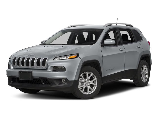 Used 2018 Jeep Cherokee Latitude w/ Altitude Package FWD image 5