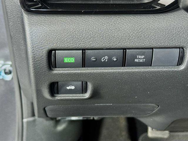 Certified 2025 Nissan Sentra SV w/ All-Weather Package image 8