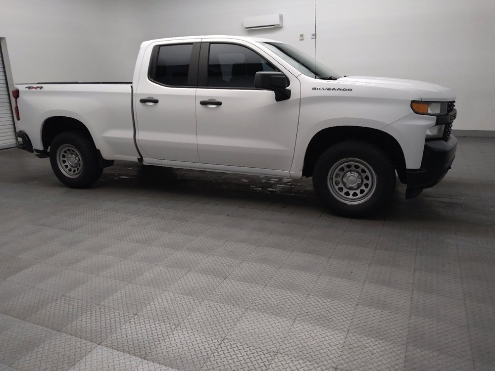 Used 2020 Chevrolet Silverado 1500 W/T w/ Trailering Package AWD/4WD image 11