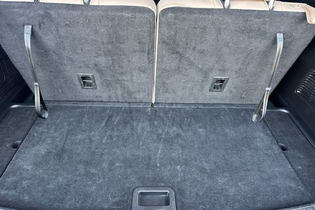 Used 2024 Ford Explorer XLT w/ Equipment Group 202A image 17