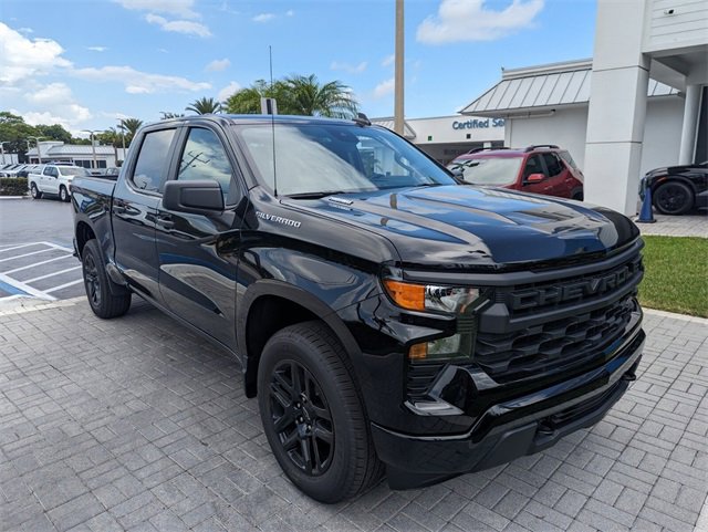 New 2026 Chevrolet Silverado 1500 Custom image 2