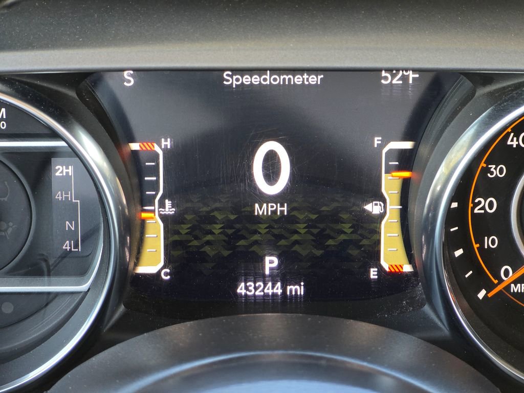 Used 2021 Jeep Gladiator Sport AWD/4WD image 32