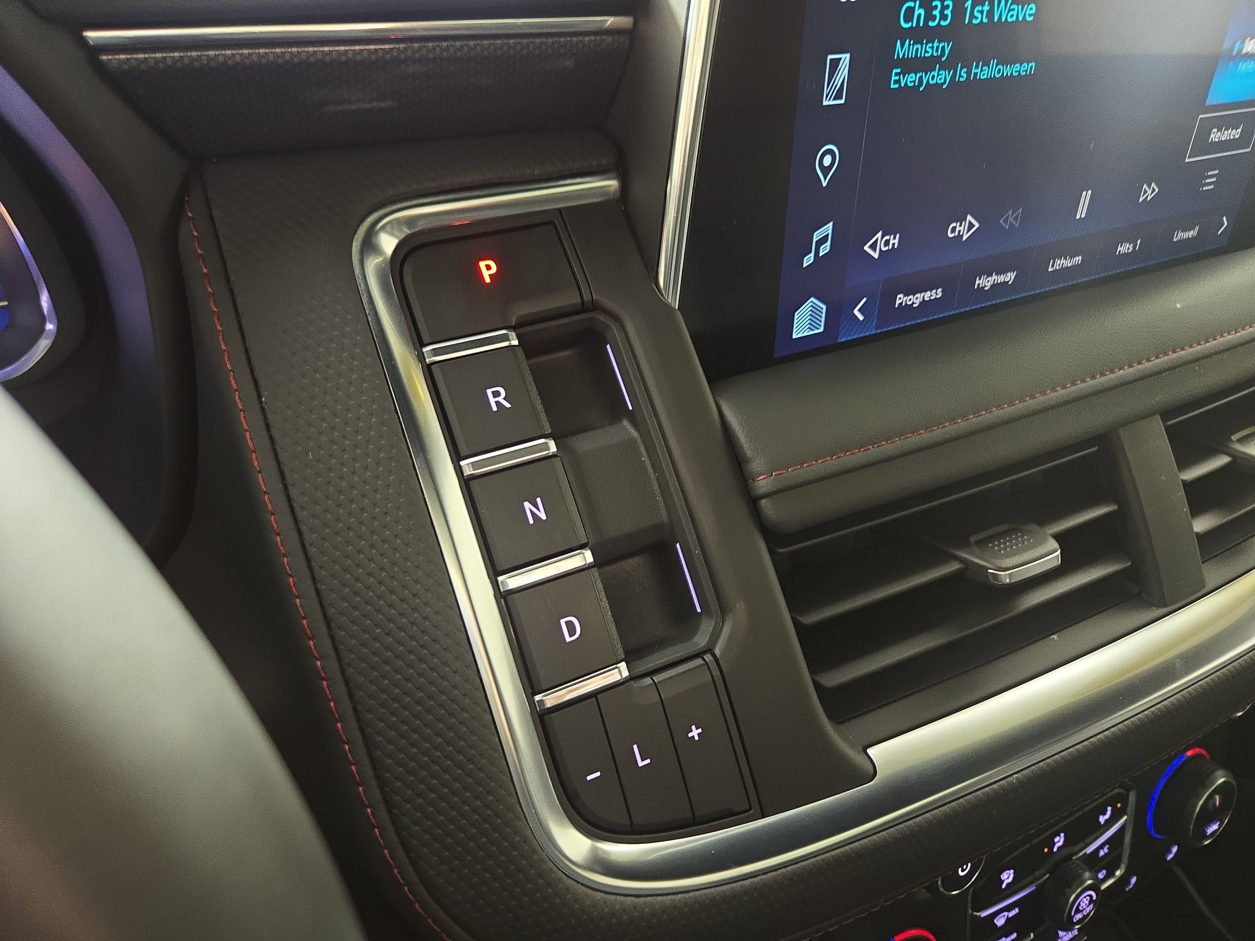 Certified 2023 Chevrolet Tahoe RST w/ Luxury Package image 25