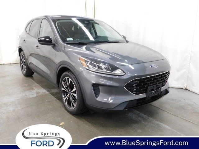 Used 2022 Ford Escape SE w/ SE Sport Appearance Package