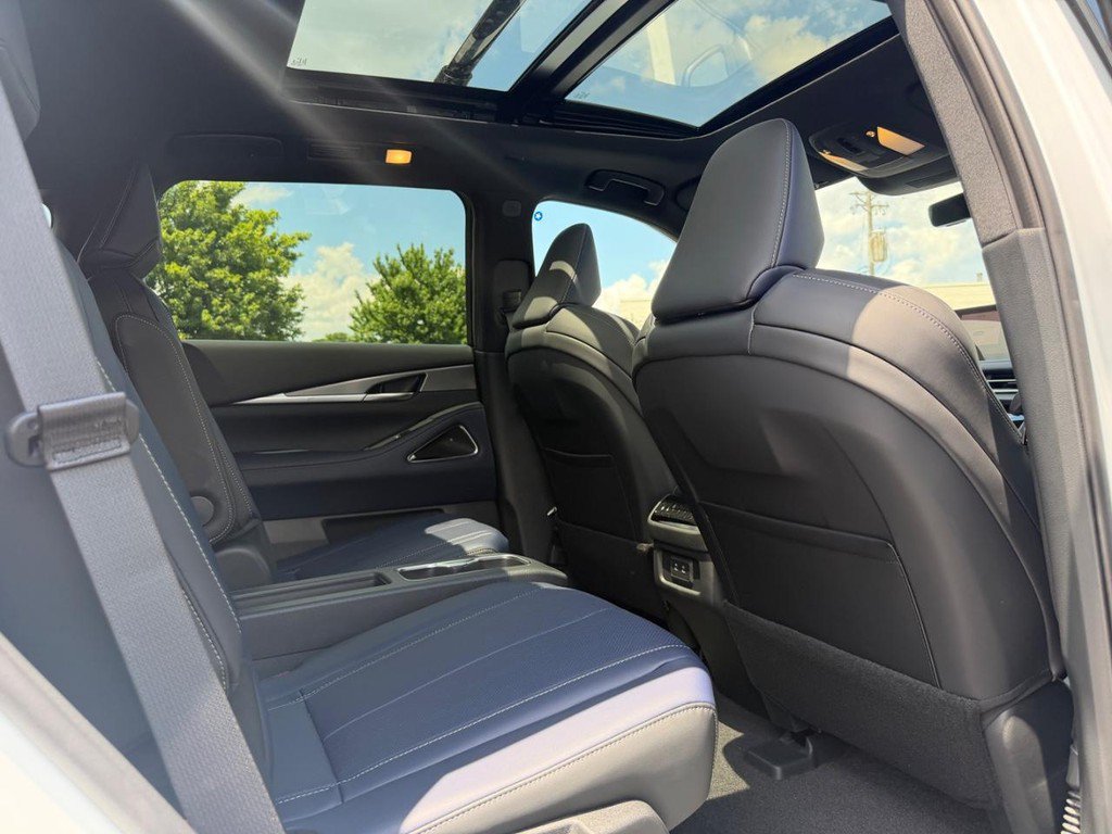 New 2027 INFINITI QX60 Sport w/ Dark Cargo Package AWD/4WD image 4