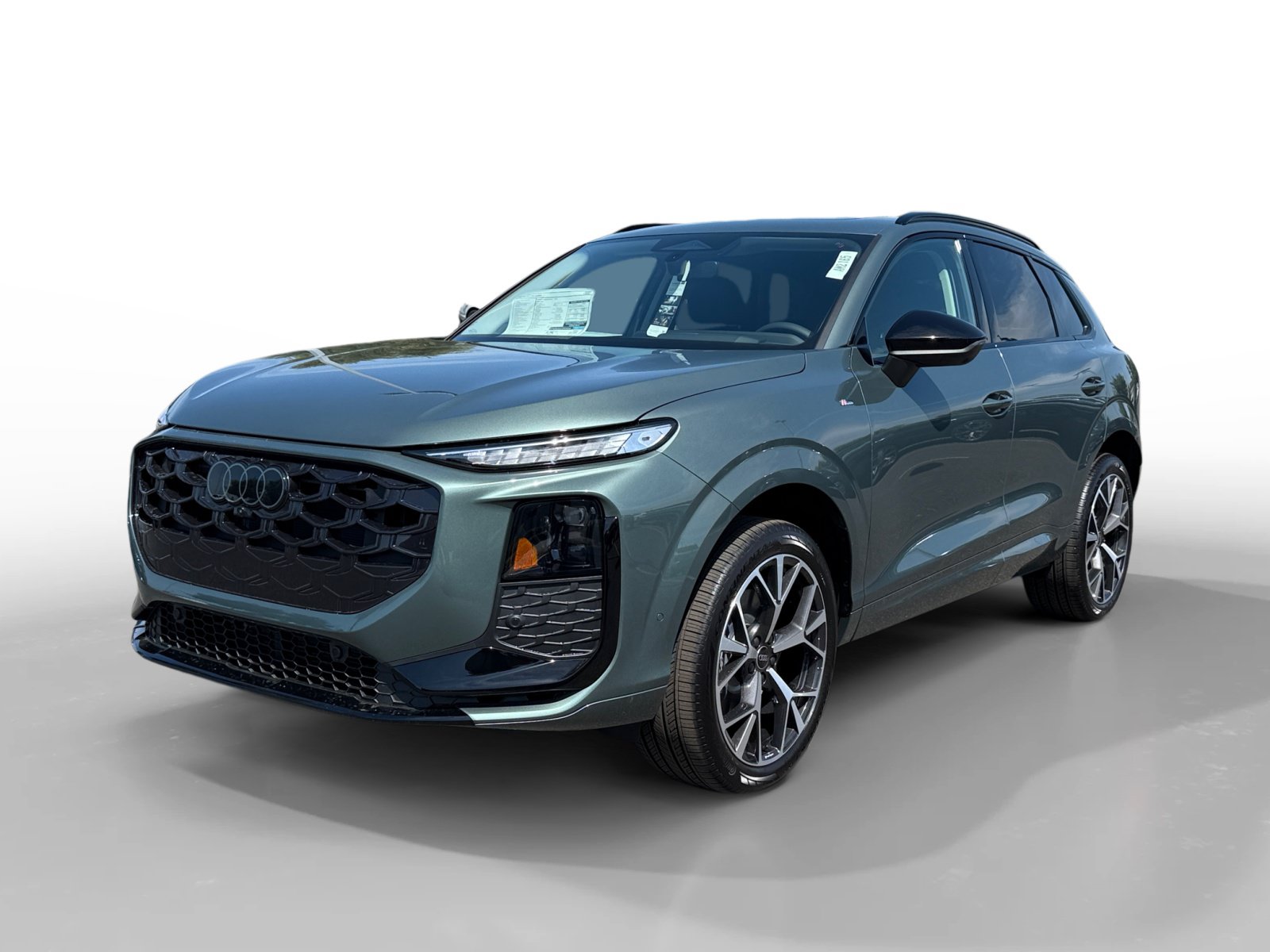New 2026 Audi Q3 quattro 2.0T AWD/4WD image 1