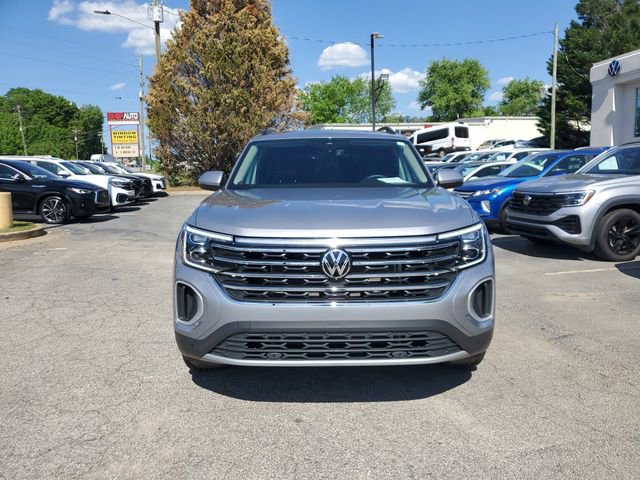 Certified 2025 Volkswagen Atlas SE w/ Panoramic Sunroof Package FWD image 2