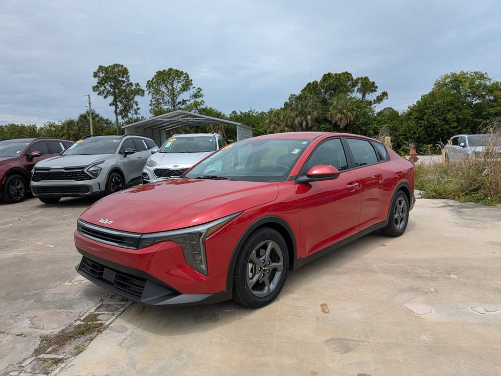 Certified 2025 Kia K4 FWD image 4