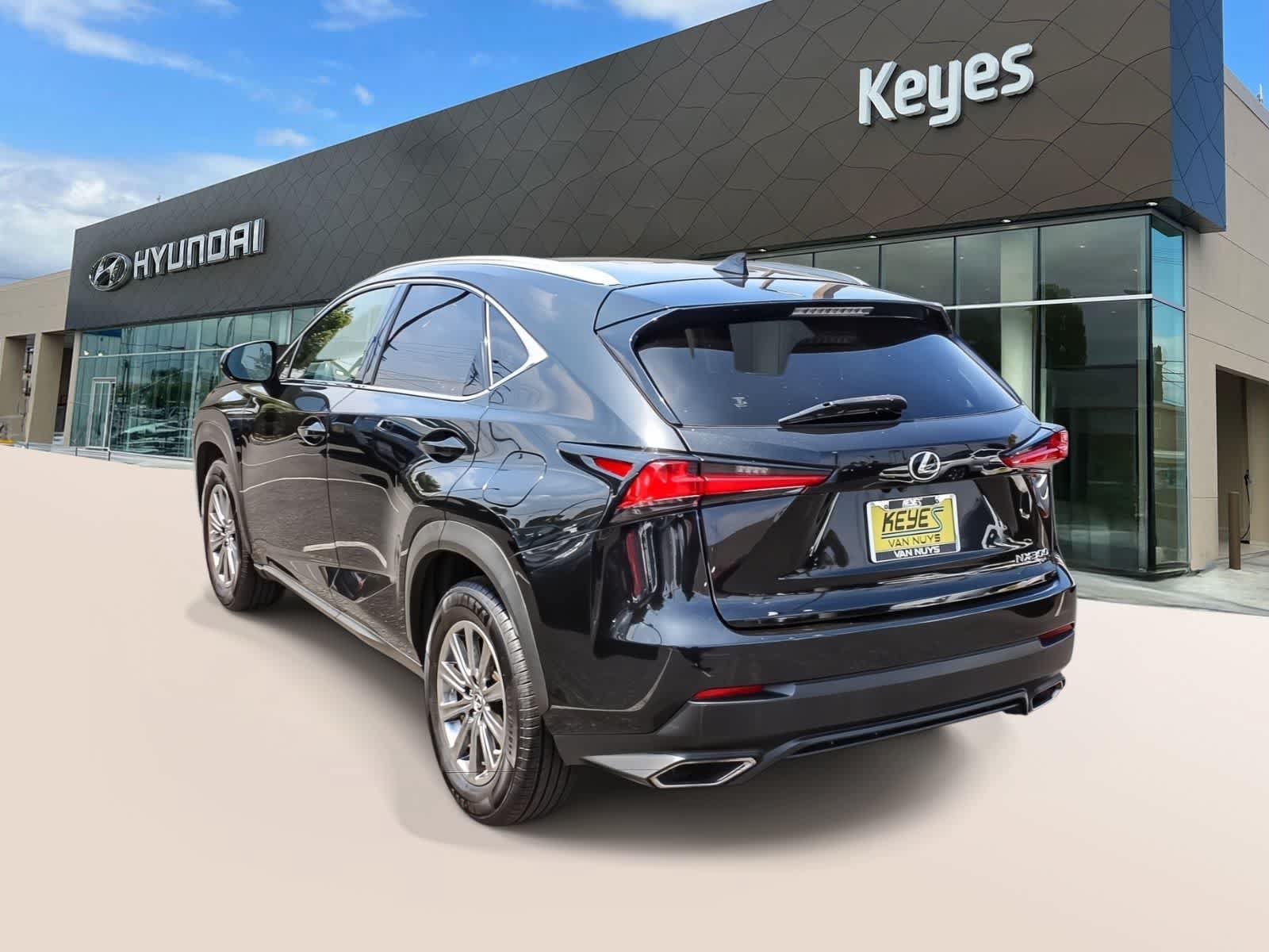 Used 2019 Lexus NX 300 FWD image 7