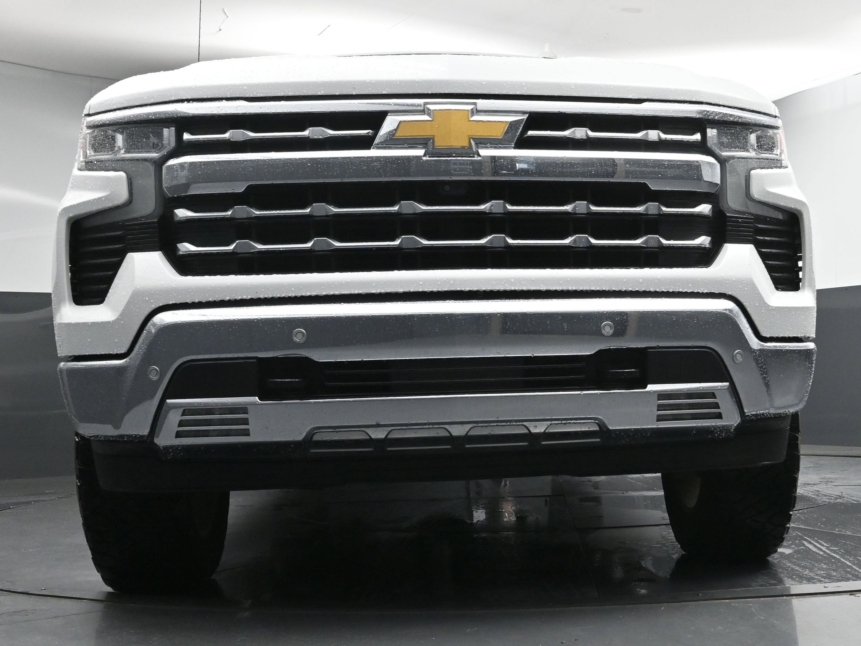Used 2023 Chevrolet Silverado 1500 LTZ w/ LTZ Premium Package image 25
