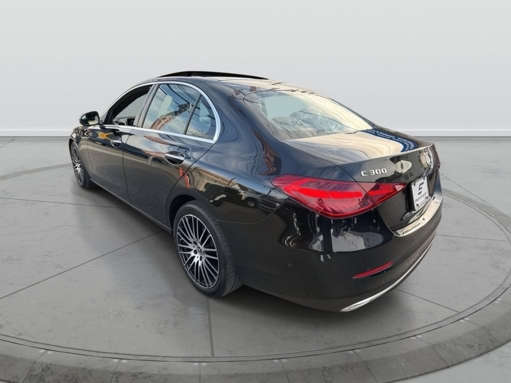 Used 2025 Mercedes-Benz C 300 4MATIC Sedan image 9