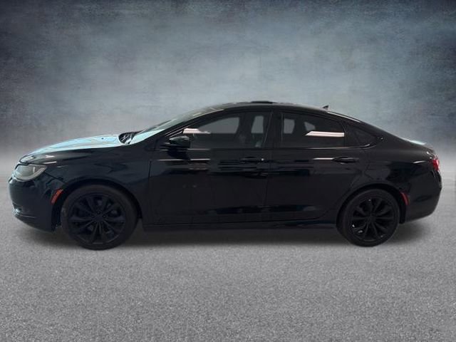 Used 2015 Chrysler 200 S w/ Navigation & Sound Group I image 11