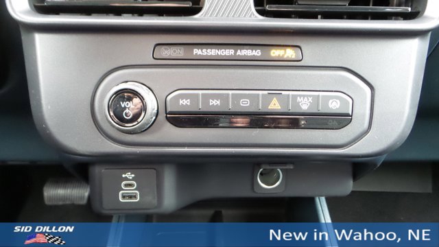 New 2026 Ford Maverick XL image 34