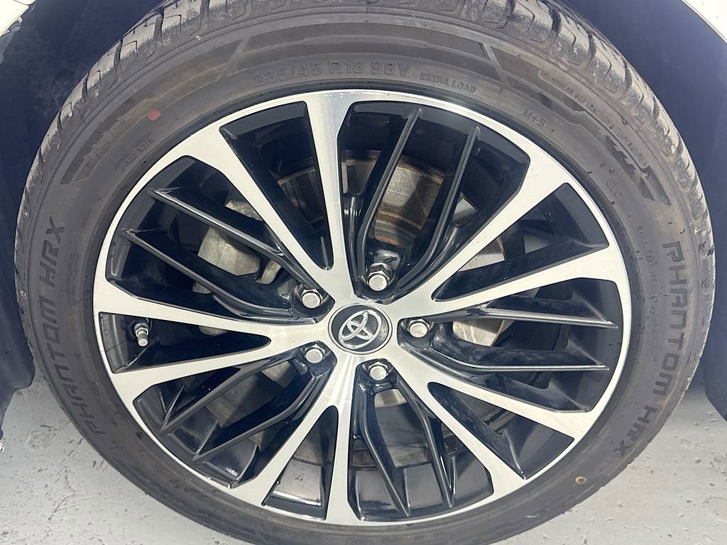 Used 2019 Toyota Camry SE image 36