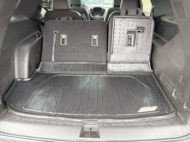 Used 2023 Chevrolet Traverse RS w/ LPO, Floor Liner Package AWD/4WD image 27