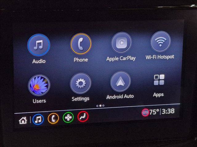 Used 2020 Chevrolet Traverse LT FWD image 7