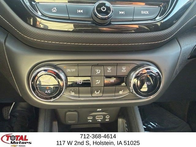 Used 2021 Chevrolet TrailBlazer ACTIV w/ Sun and Liftgate Package AWD/4WD image 27
