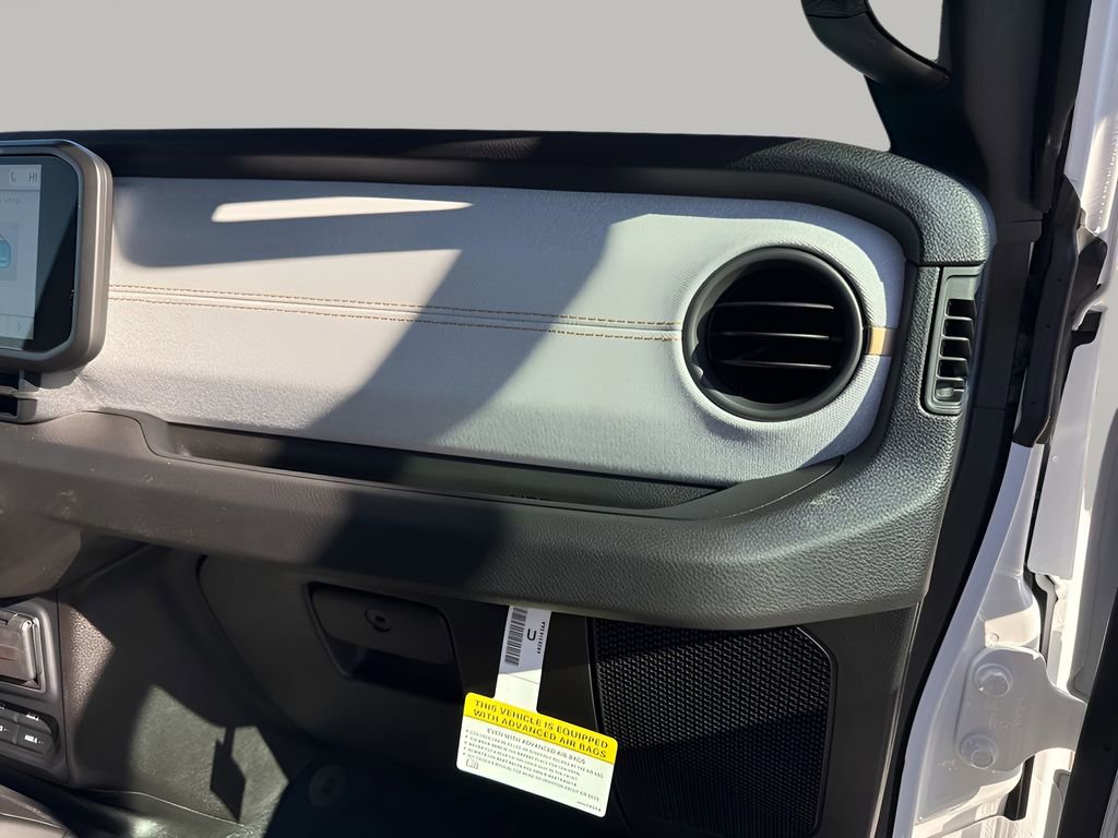 New 2025 Jeep Gladiator Sport AWD/4WD image 17
