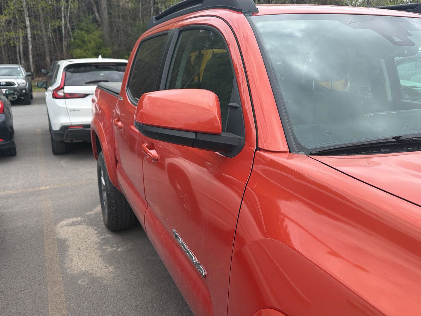 Used 2018 Toyota Tacoma SR5 AWD/4WD image 5