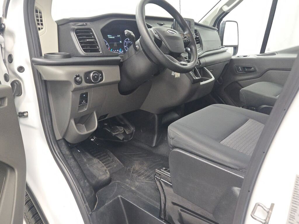 Used 2024 Ford Transit 250 Low Roof w/ Exterior Upgrade Package image 23