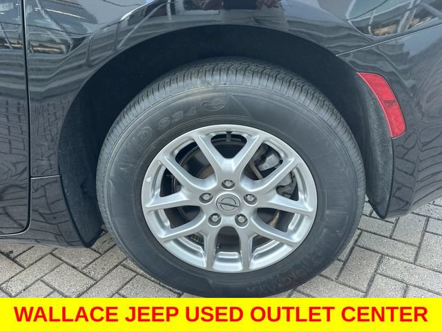 Used 2025 Chrysler Pacifica Select FWD image 14