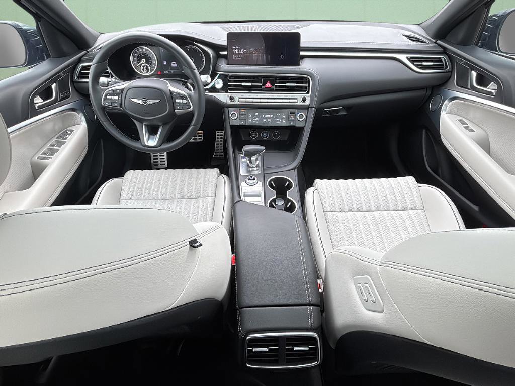 Certified 2025 Genesis G70 2.5T w/ Sport Prestige Package image 47