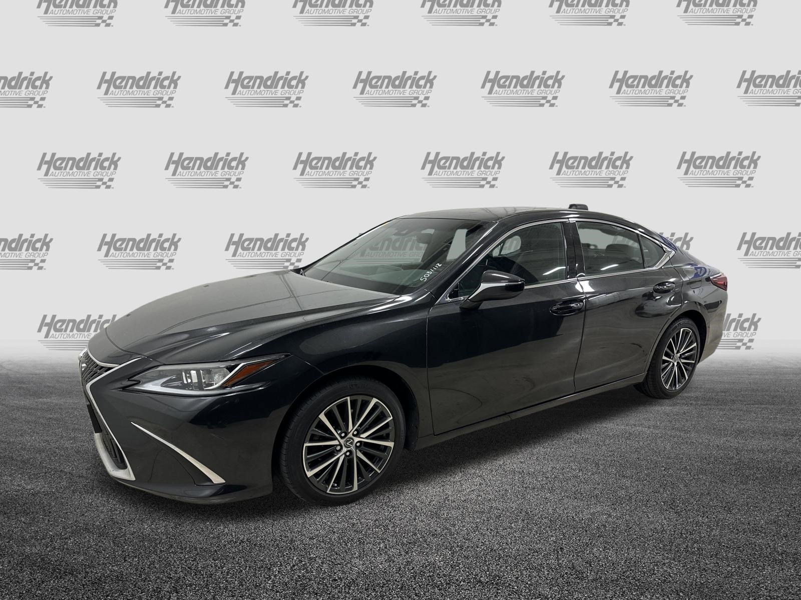 Used 2023 Lexus ES 350 w/ Premium Package FWD image 5