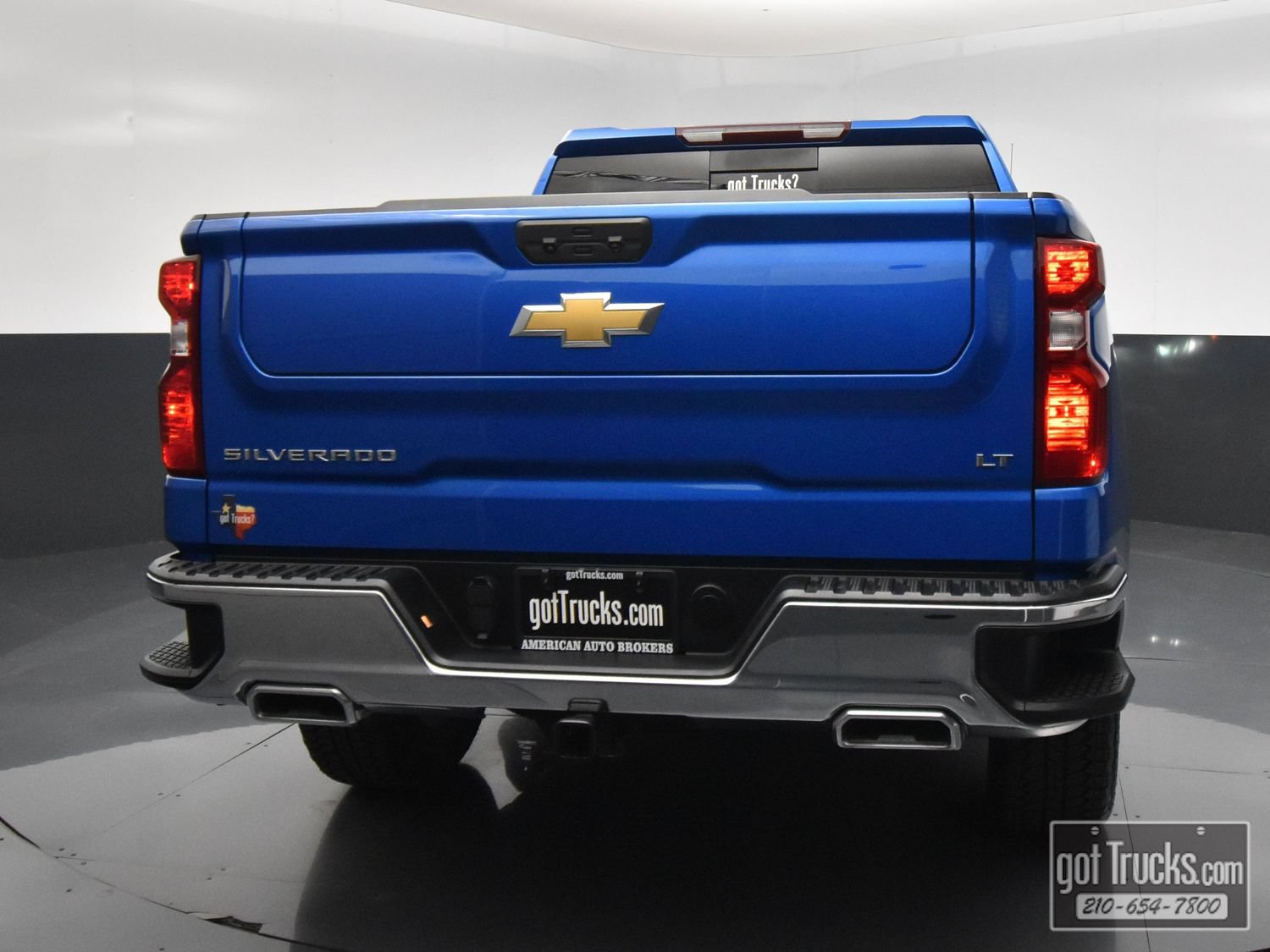 Used 2024 Chevrolet Silverado 1500 LT w/ Texas Edition Plus AWD/4WD image 6