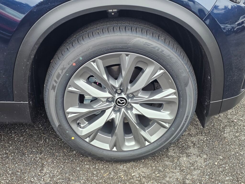 New 2026 MAZDA CX-90 Plug-In Hybrid w/ Preferred image 32