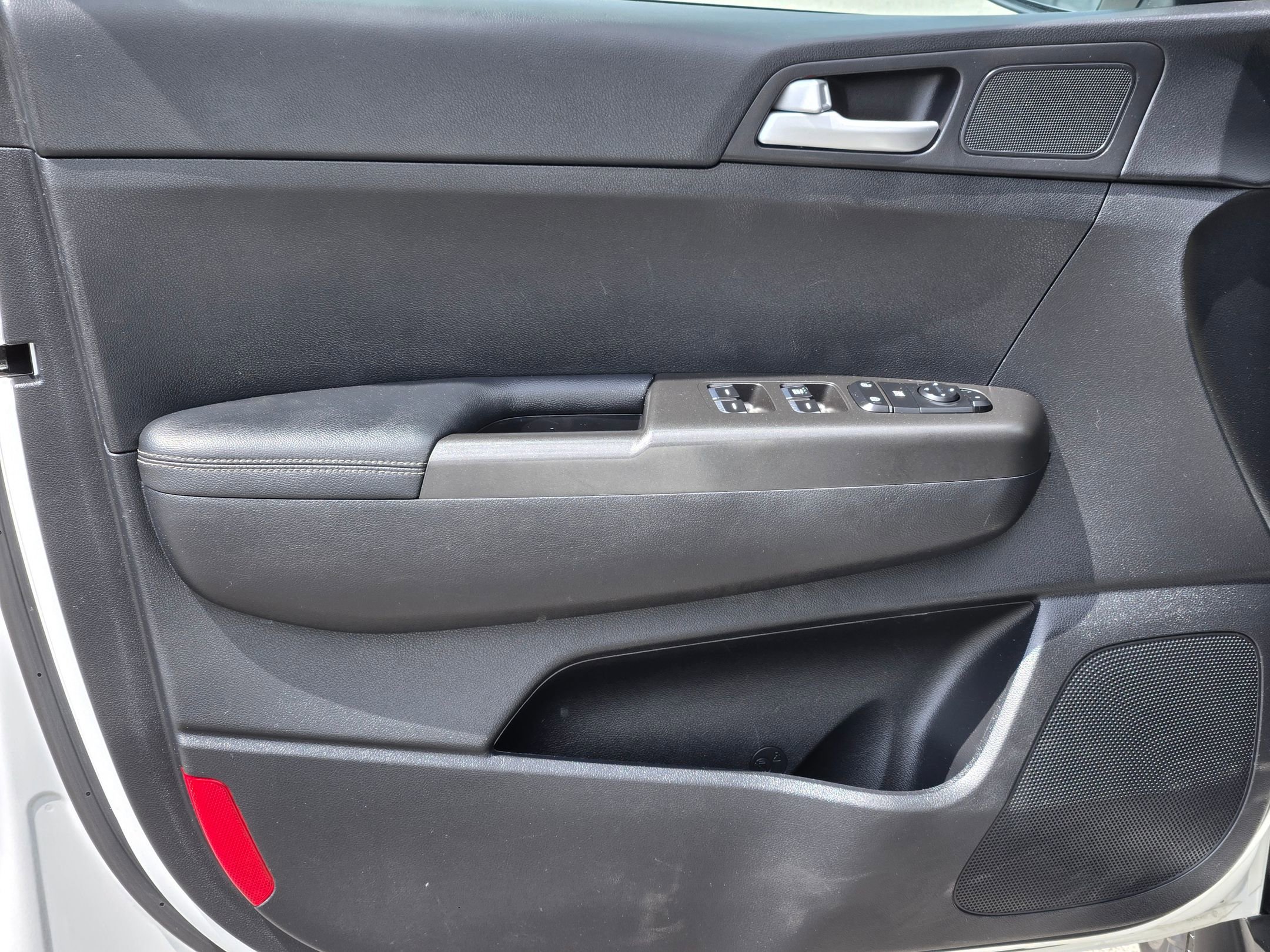 Used 2018 Kia Sportage LX image 20