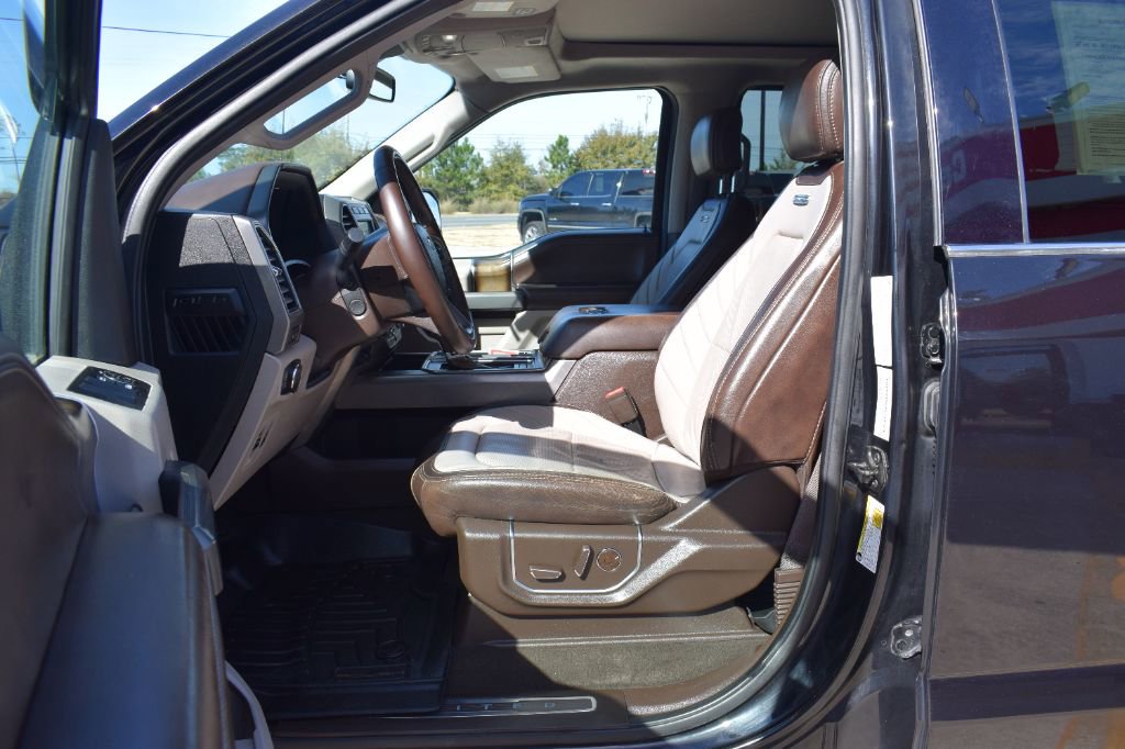 Used 2019 Ford F150 Limited image 8