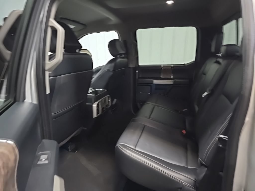 Used 2019 Ford F250 Lariat w/ Lariat Ultimate Package AWD/4WD image 32