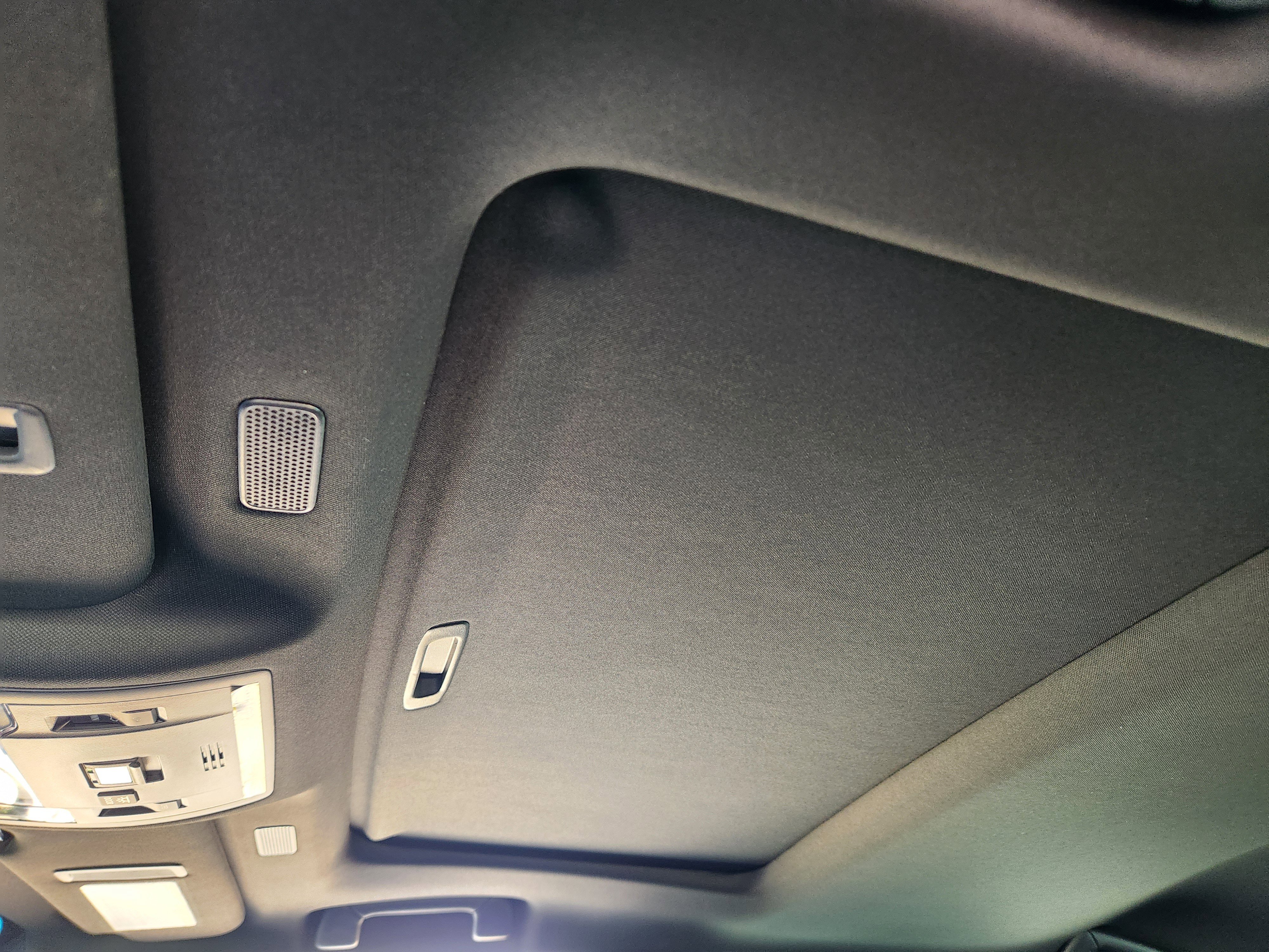 New 2025 Lexus ES 300h w/ Premium Package image 19