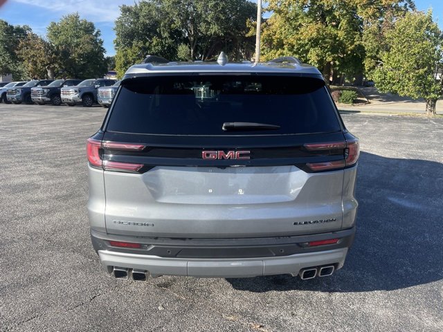 Used 2025 GMC Acadia Elevation image 4