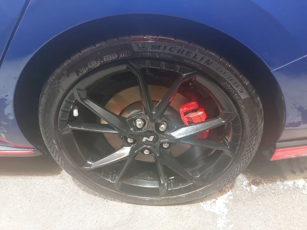 Certified 2025 Hyundai Elantra N FWD image 33
