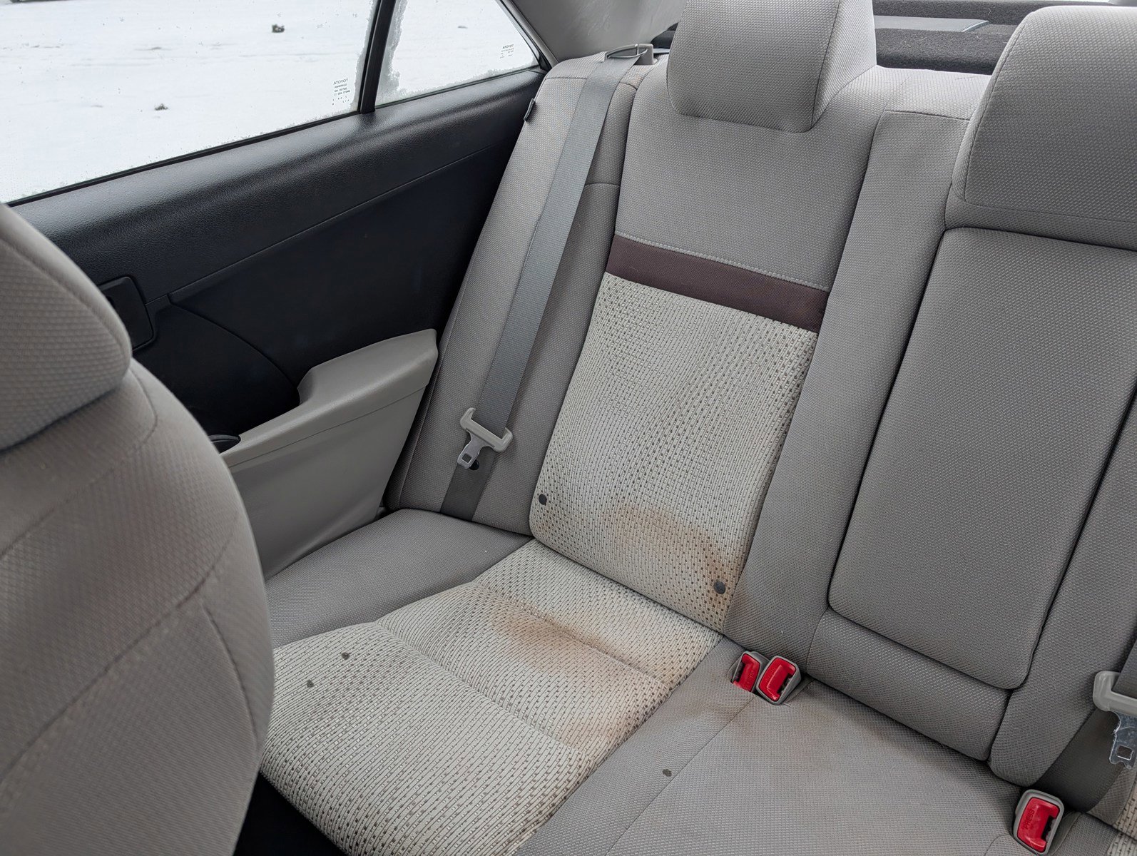 Used 2013 Toyota Camry LE image 12