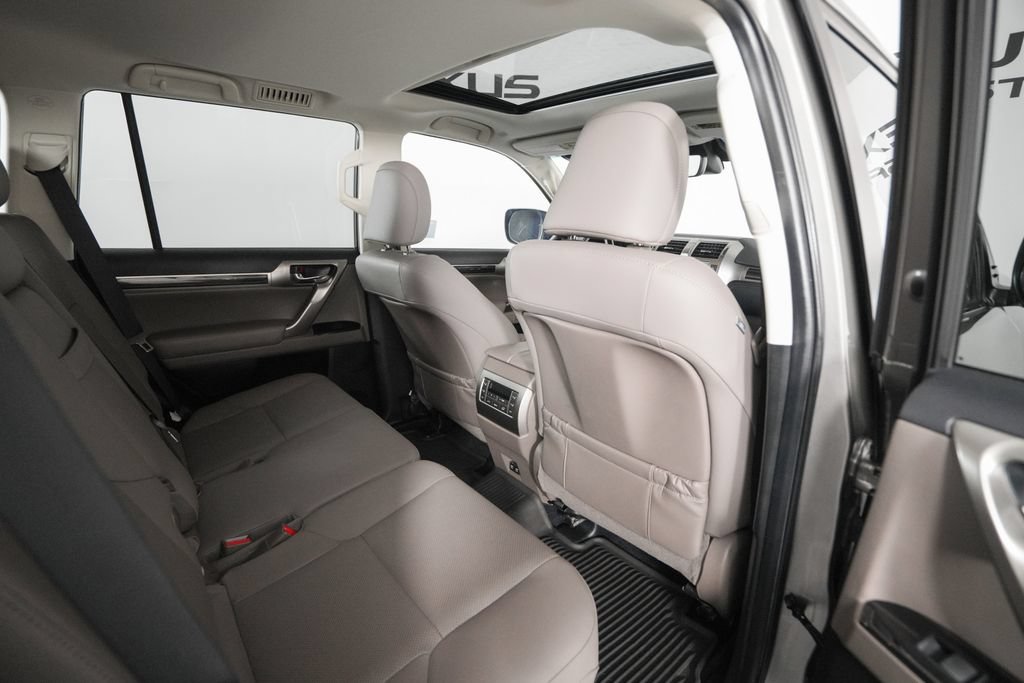 Certified 2021 Lexus GX 460 Premium w/ Premium Package AWD/4WD image 18