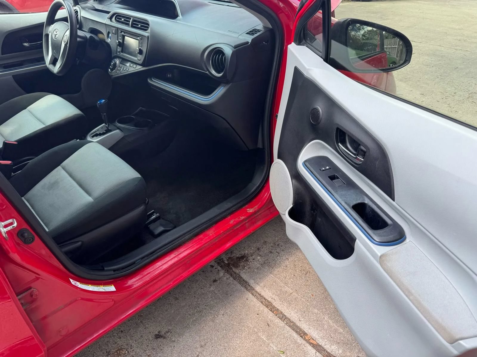 Used 2013 Toyota Prius C Three FWD image 23