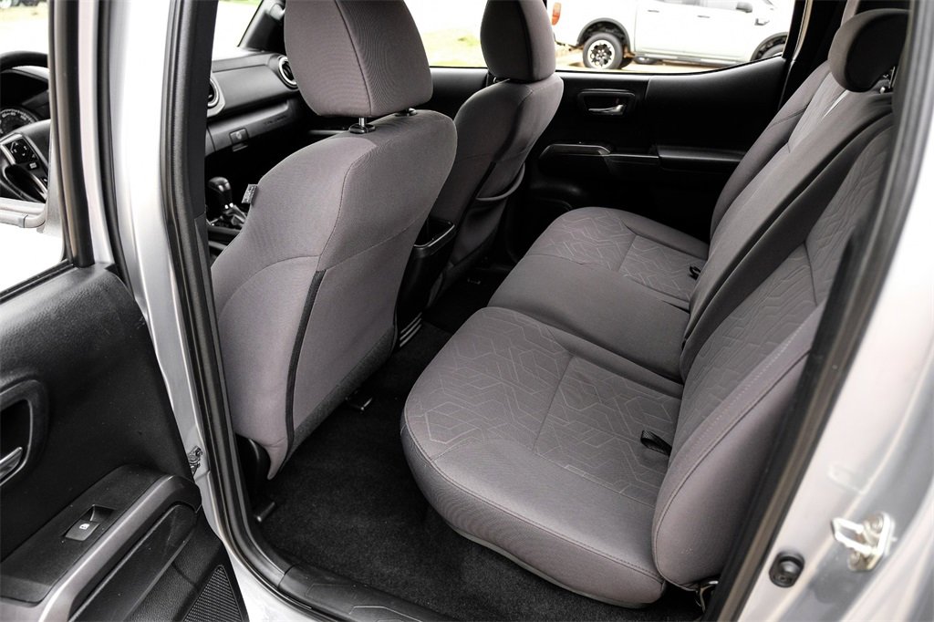 Used 2019 Toyota Tacoma TRD Off-Road image 35