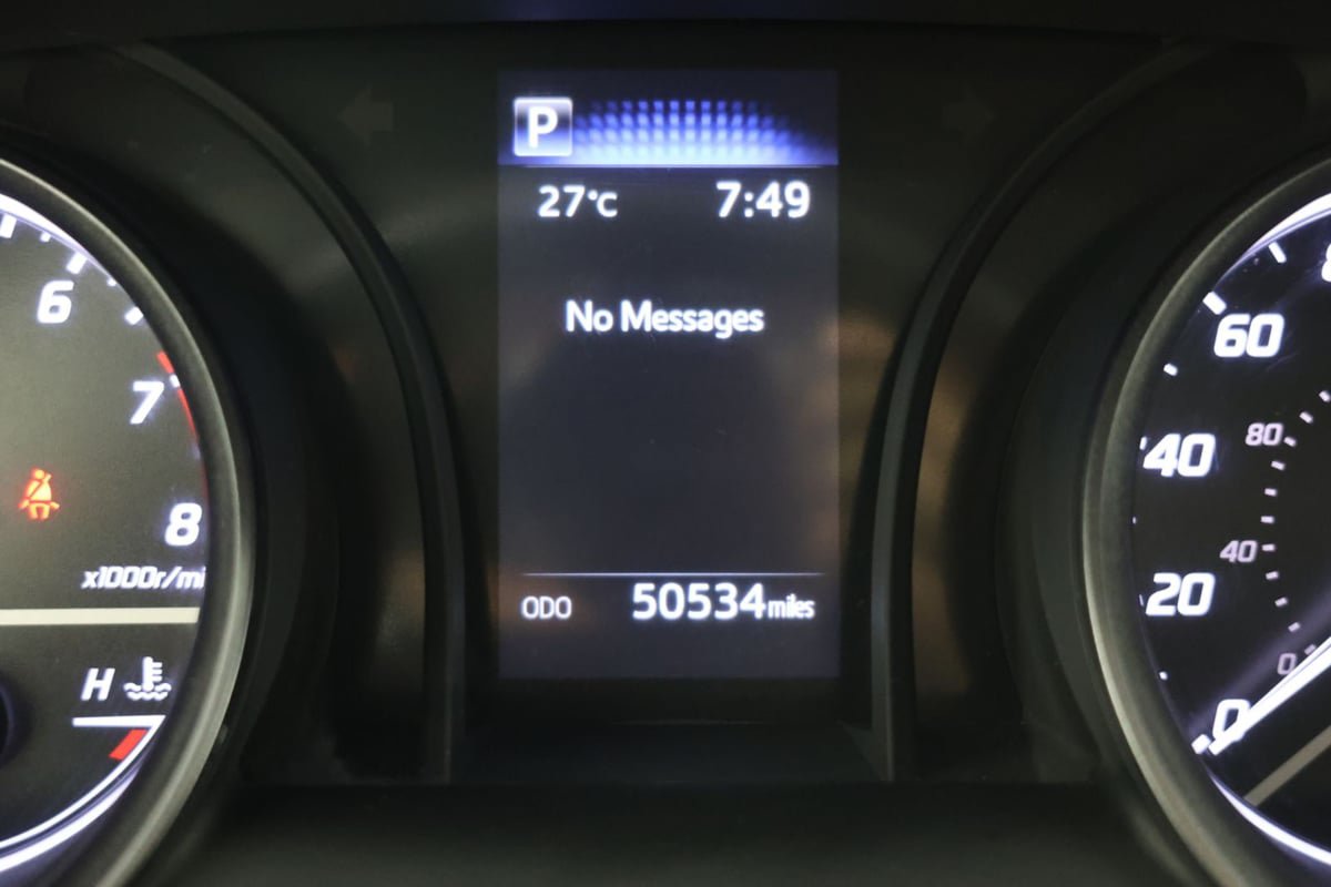 Used 2024 Toyota Camry SE FWD image 11