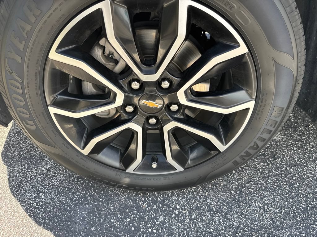 Used 2021 Chevrolet TrailBlazer ACTIV w/ Technology Package FWD image 6