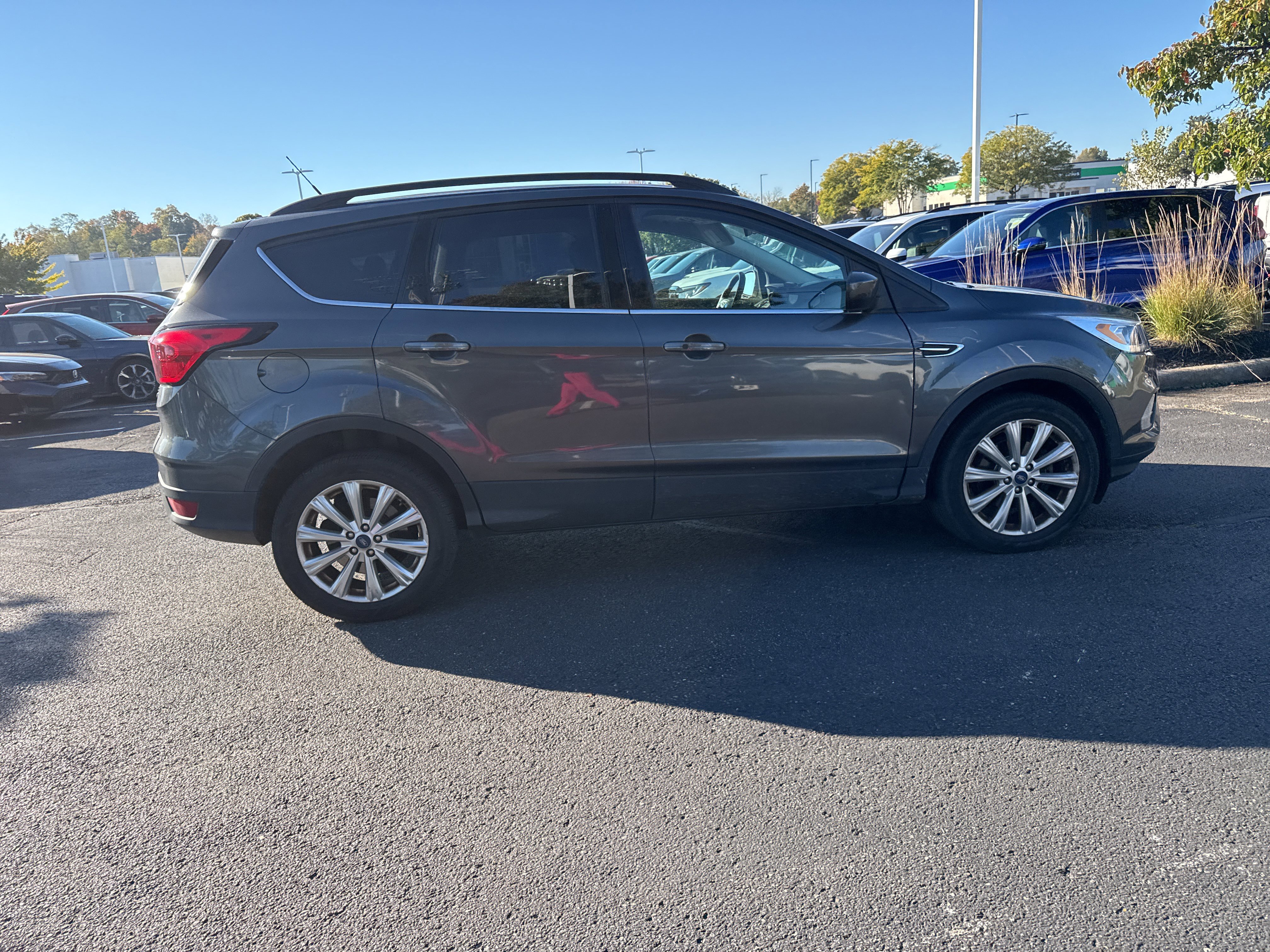 Used 2019 Ford Escape SEL FWD image 19