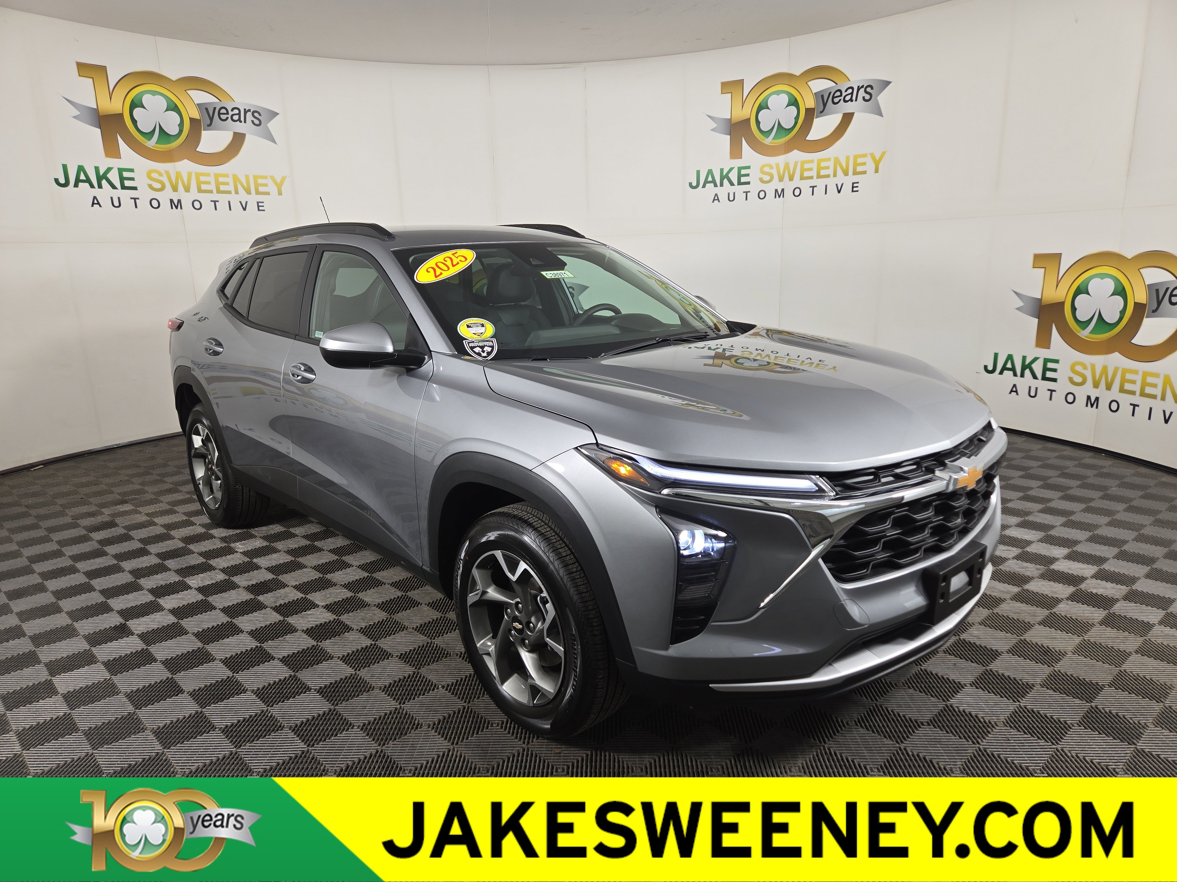 Used 2025 Chevrolet Trax LT w/ LT Convenience Package