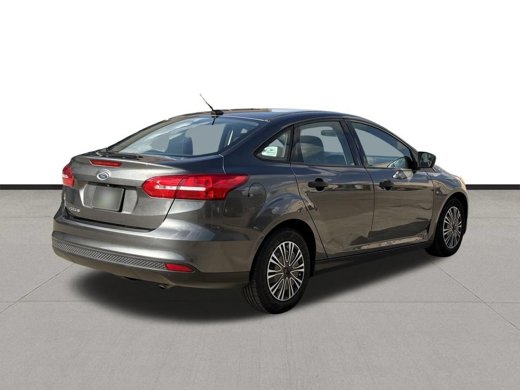 Used 2018 Ford Focus S FWD image 5
