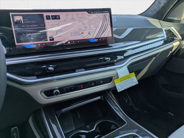 New 2026 BMW X7 M60i image 12