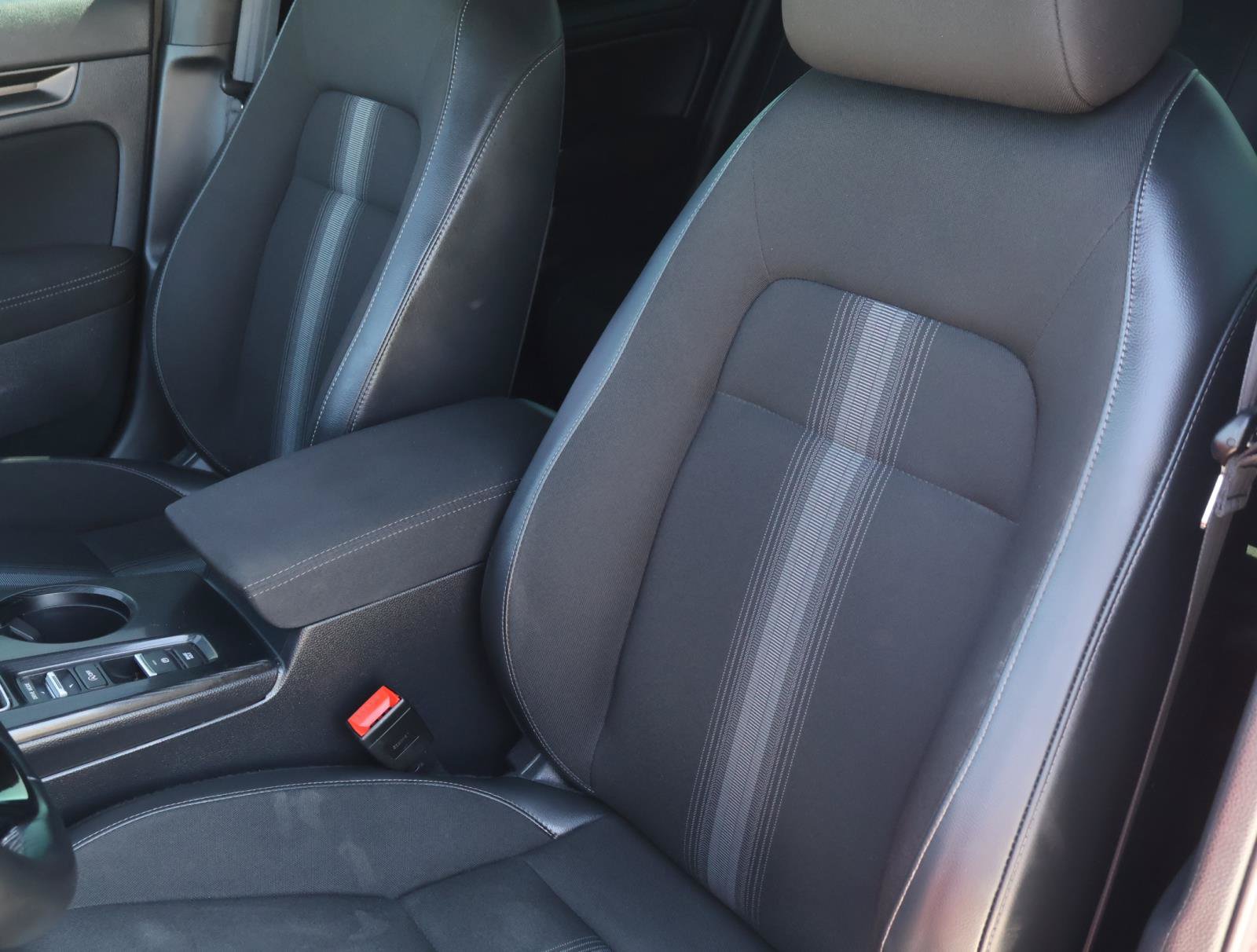 Used 2023 Honda Civic Sport image 12